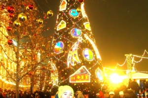 На Красной площади у новогодней елки