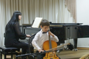 Щурков Елисей (виолончель), концертмейстер Степкина У.С.
