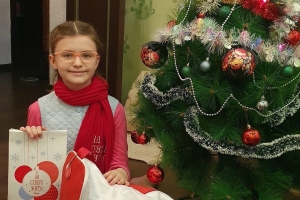 Вере Лобановой вручен новогодний подарок от организаторов проекта!