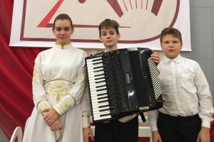 Участники областного конкурса: Алена Миронова, Виктор Миронов, Леонид Коваленко