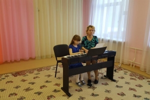Полина Медведева и преподаватель Елена Витальевна Глинская