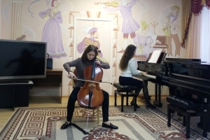 Куницына Софья, виолончель (конц. Тарантьева Н.А.)