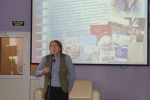 Выступает поэт, журналист, член Союза писателей России Дмитрий Коржов.