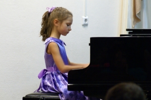Анастасия Бикмумаметова, фортепиано