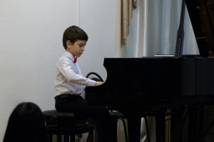 Тигран Карапетян, фортепиано