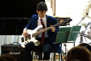 Кирилл Рамзаев, бас-гитара