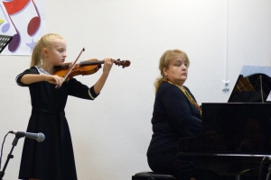 Варвара Нижник, скрипка (конц. Егоян А.В.)