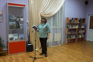 Презентация книги литературной критики Д. Коржова «Родные голоса»