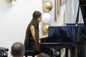 Мария Злобина, выпускница класса фортепиано