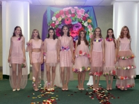 презентация коллекции коктейльных платьев "Flowers Haute Couture" 