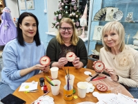 Фольклорный час с элементами мастер-класса по мезенской росписи «Народные росписи Русского Севера»