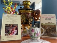 Фольклорный праздник «Славная семейная русская трапеза» (к Дню семьи, любви и верности, в рамках социального проекта «Северное долголетие»)